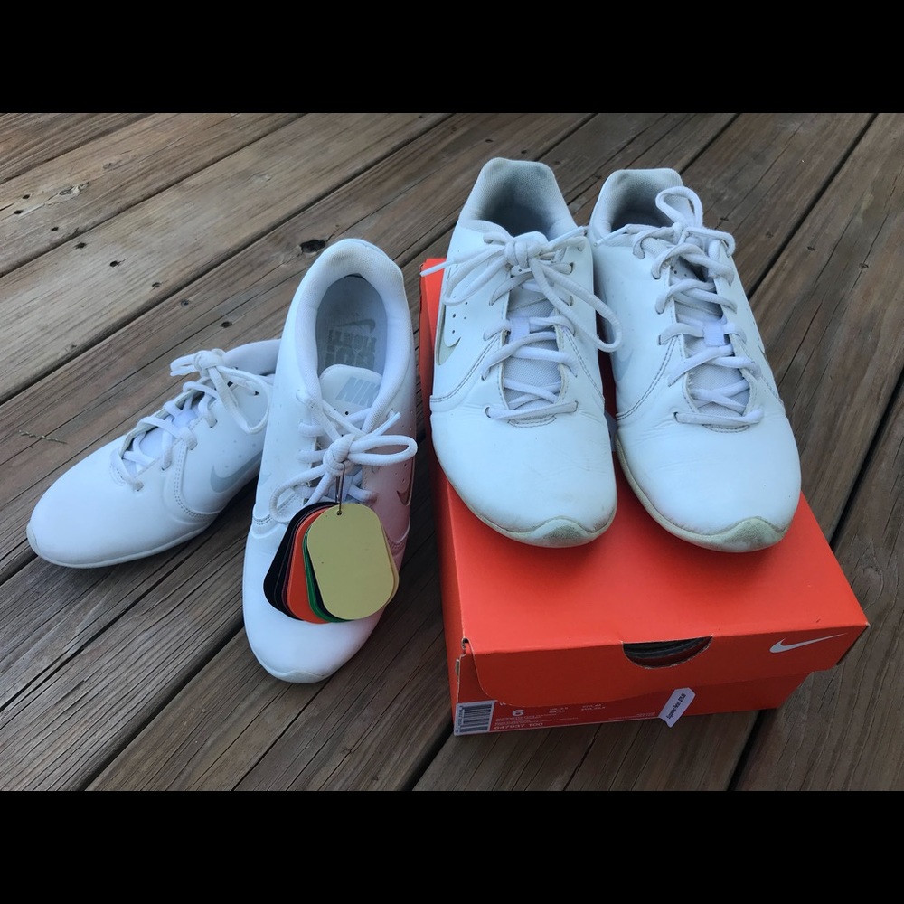 Cheer shoes